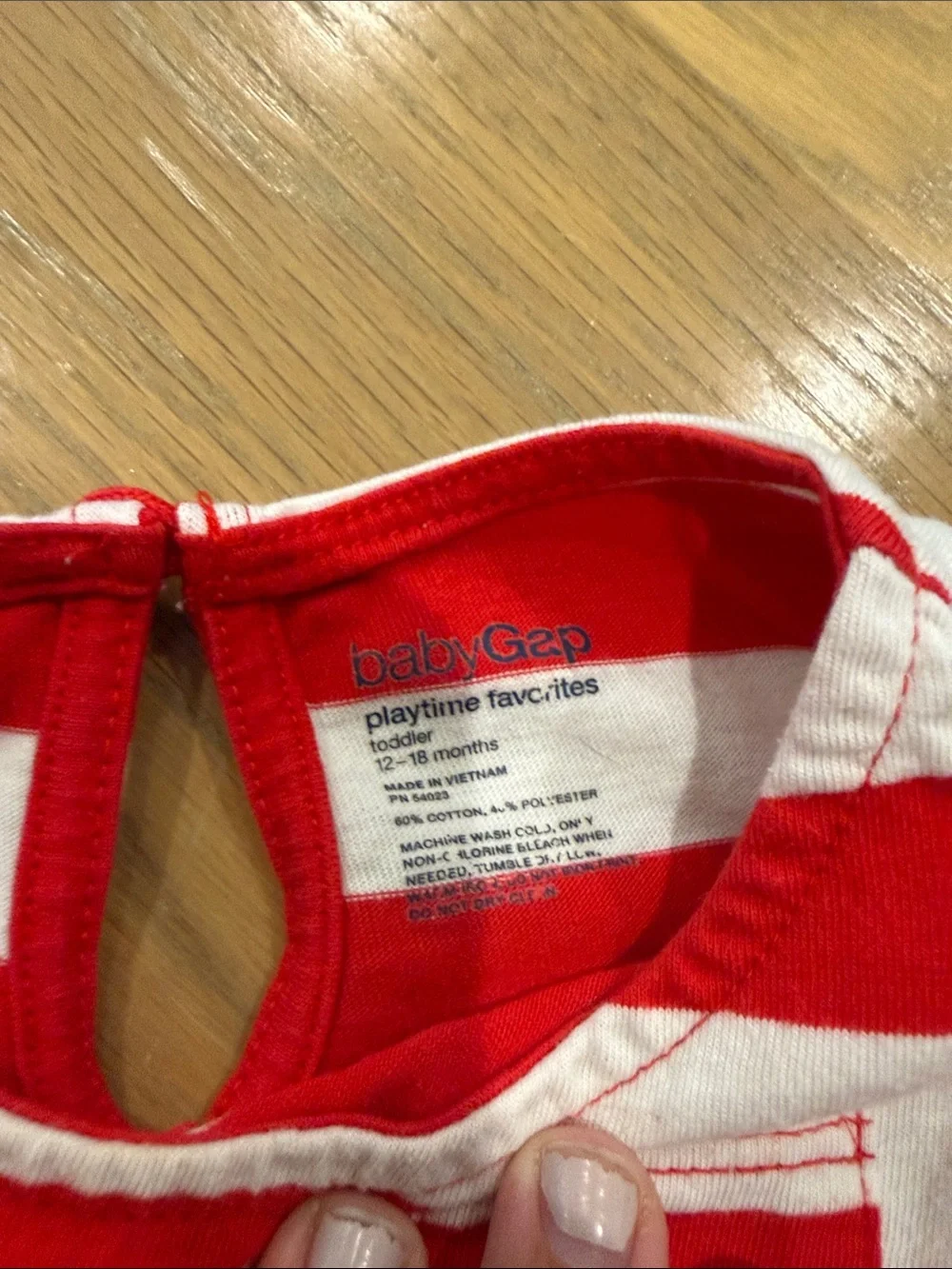 GAP long sleeve